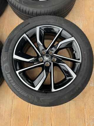 Llantas GM 215/55/R17/94V