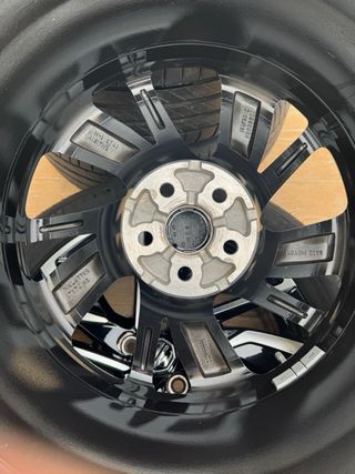 Llantas GM 215/55/R17/94V