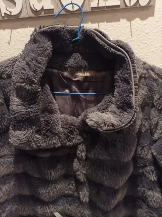 Chaqueta de pelo gris mujer