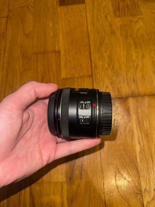 Lote cámara Canon 6D Mark II + objetivo 28mm + Ron