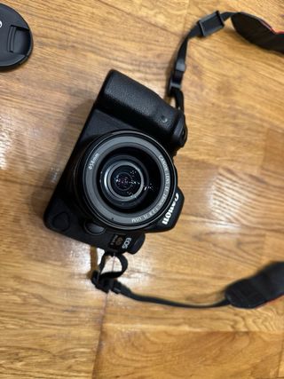 Lote cámara Canon 6D Mark II + objetivo 28mm + Ron