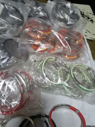 Lote 192 pulseras para grabar + expositor