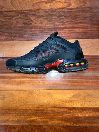 Zapatillas Nike Terrascape Negras Rojas