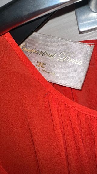 Abito Elisabetta Franchi corallo con catena