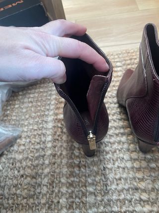 Botines cuña piel burdeos Minelli T.35