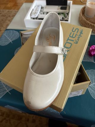 Zapatos niña comunión Tizzas