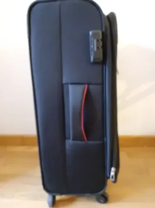 Maleta mediana Swiss negra