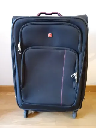 Maleta mediana Swiss negra
