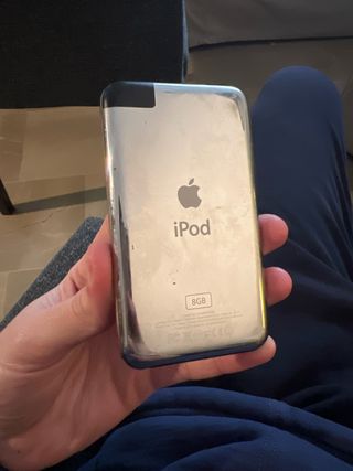 iPod Touch 8GB Plata (Sin cargador)