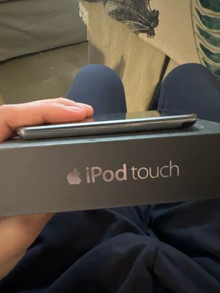 iPod Touch 8GB Plata (Sin cargador)