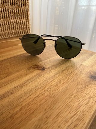 Gafas de sol Ray-Ban redondas plateadas