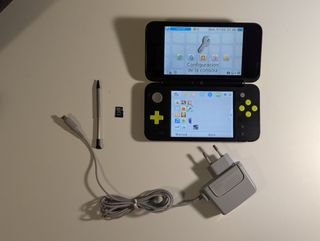 New Nintendo 2DS XL (leer)