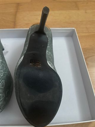 Sandalias Guess grises/multicolor