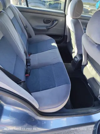 Peugeot 406 magnífico estado todos los extras