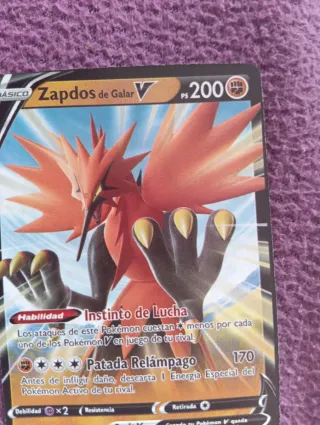 Carta Pokémon Zapdos de Galar V 174/198