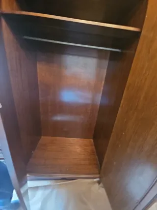 Armario vintage de madera