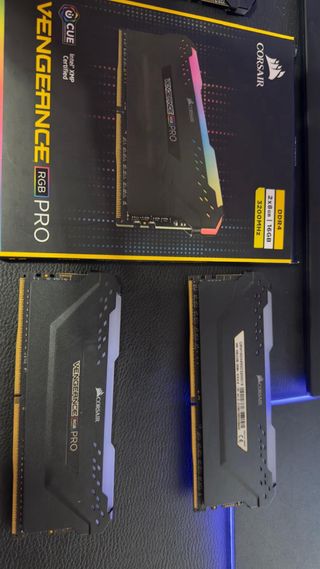 Corsair Vengeance RGB PRO DDR4 16GB (2x8GB) 3200MH