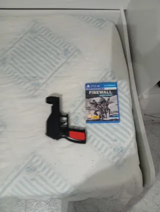 PlayStation VR + 2 Move Controller + Firewall