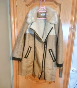 Abrigo Formula joven