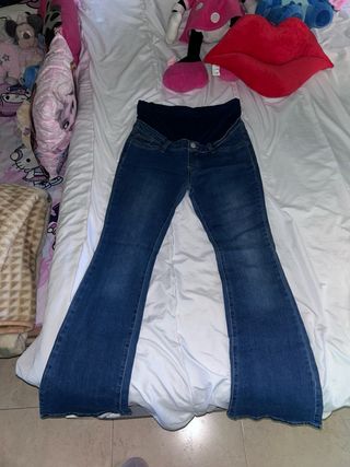 Pantalones premamá acampanados