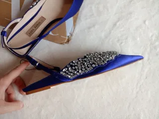 Destalonado joya Zara sin estrenar