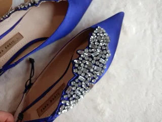 Destalonado joya Zara sin estrenar