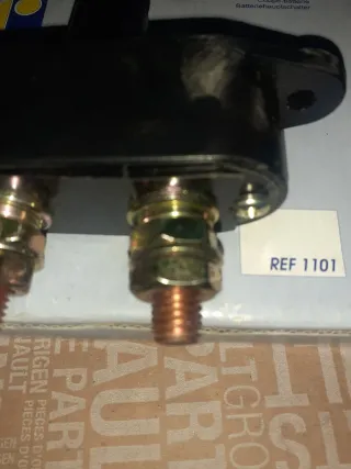 Tulipa Delantera VW Golf GTI Serie 3