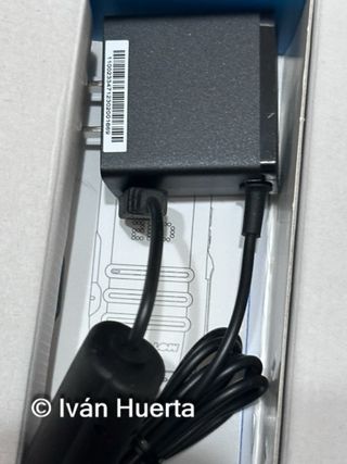 WALKIE TALKIE Radio Motorola TLK100 WAVE