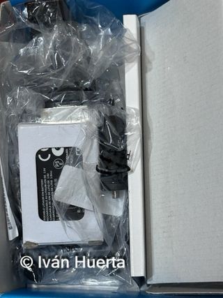 WALKIE TALKIE Radio Motorola TLK100 WAVE