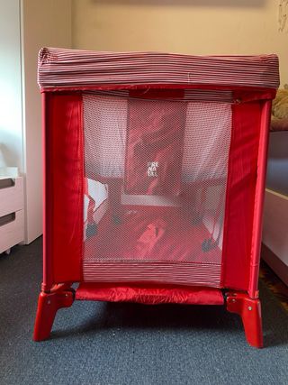 Cuna de viaje Roja