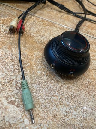 Subwoofer y 2 altavoces 2.1. Trust TGXT 38.