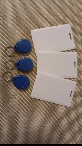 Copias de llaveros y tarjetas Rfid 1-3€, 2-5€