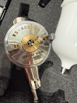 Iwata WS-400 y LS-400 Serie 2 - Pininfarina