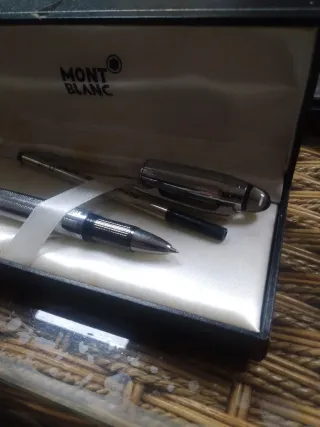 Bolígrafo Mont Blanc Plata y Negro