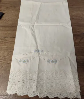 Juego sábanas vintage bordadas Viuda de Tolra