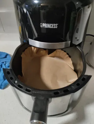 Freidora de aire Princess negra