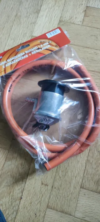 Tubo Manguera Butano 1,5m + Regulador