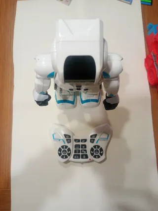 Robot Robbie con mando