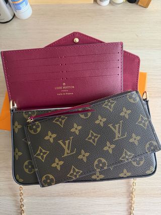 Bolso marrón y dorado