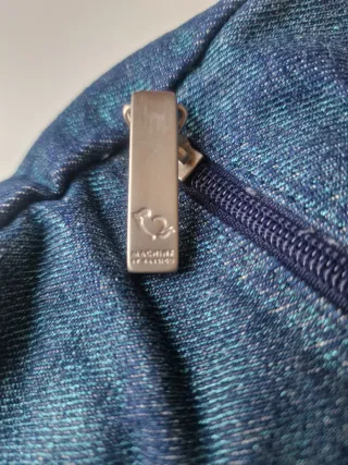 Borsa in jeans con cuore rosso