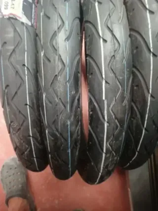 2 neumáticos 2.50x17 2-1/2x17