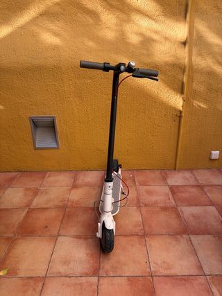 Patinete eléctrico Xiaomi usado para reparar