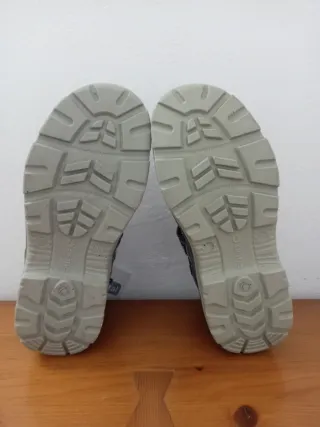 Botas de seguridad negras con velcro