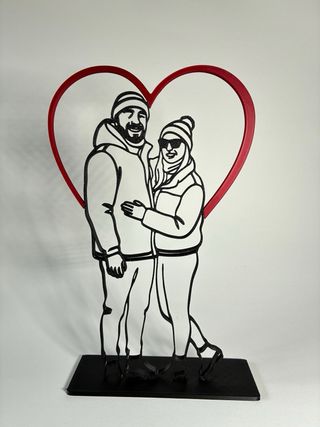 Estátua silhueta casal coração Personalizada
