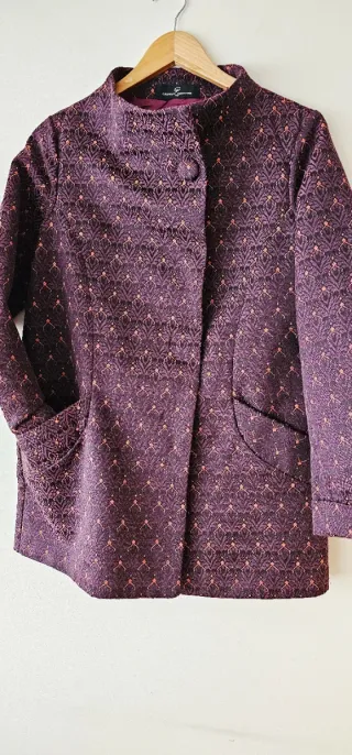Chaquetón Flores Morado T.40