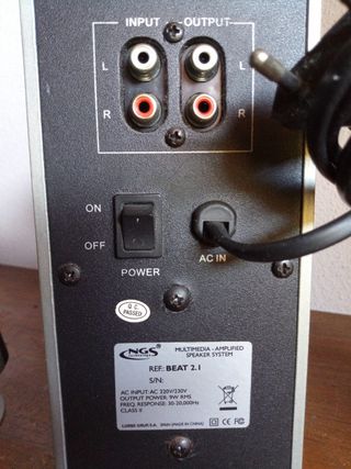 Altavoces 2.1 NGS Beat