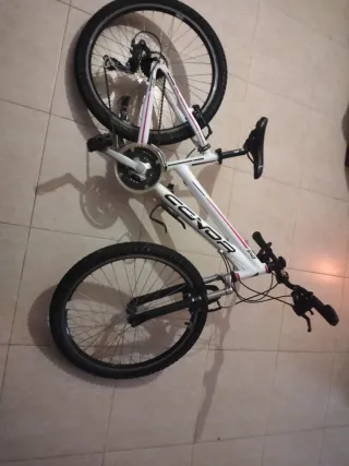 Bicicleta Montaña Connor Blanca