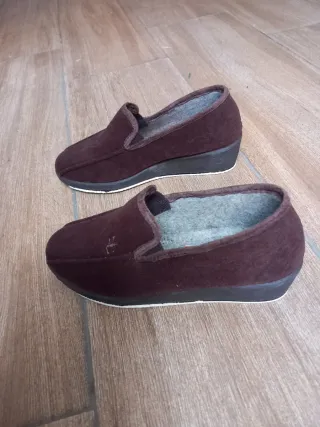 Zapatillas de casa "Soca" nuevas.