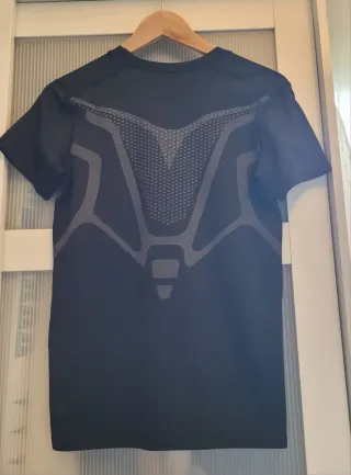 Camiseta deportiva técnica negra talla XS