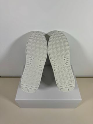 Zapatillas Valentino Garavani Blancas y Negras 42